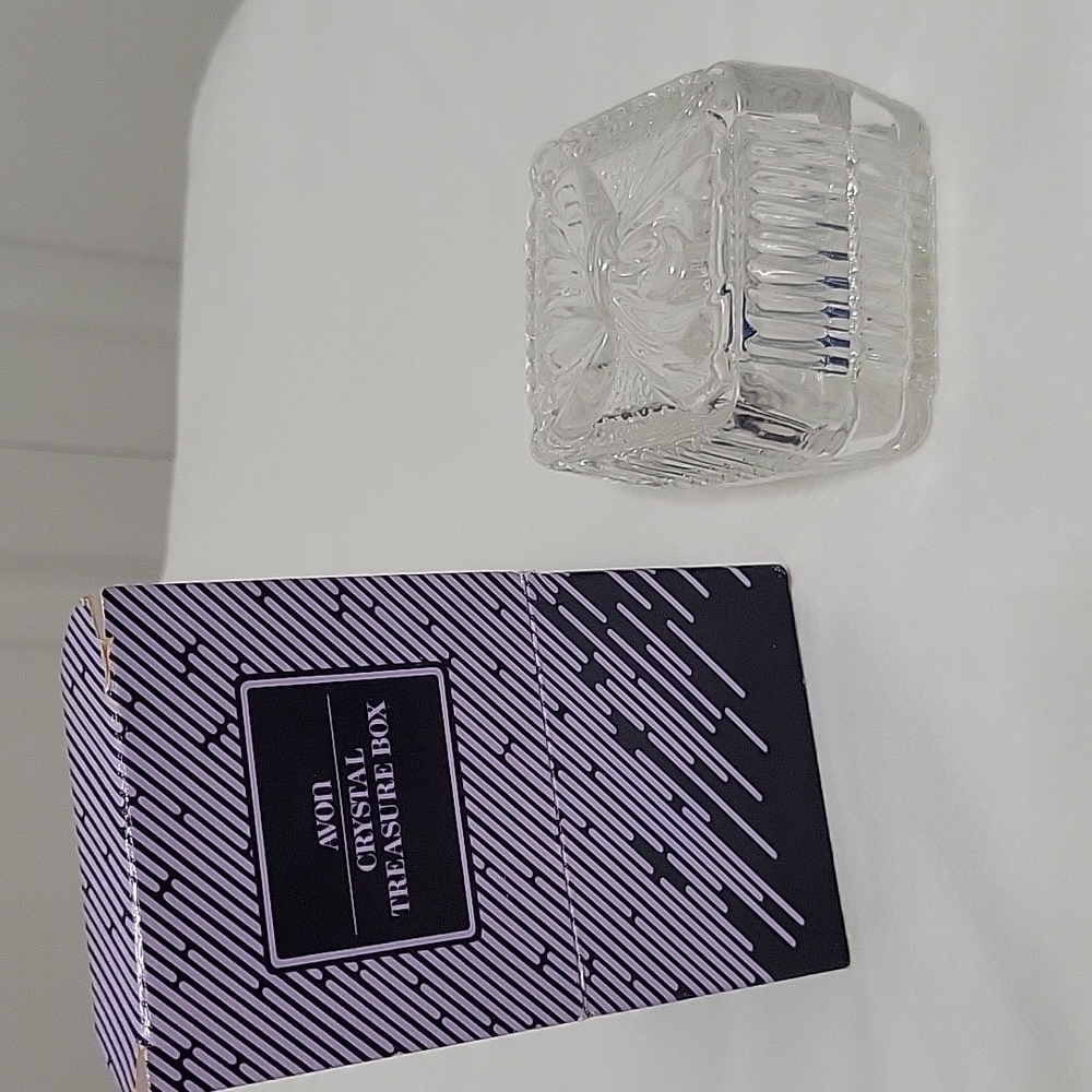 Avon crystal treasure box